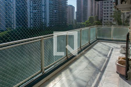 Varanda de apartamento à venda com 3 quartos, 83m² em Barra da Tijuca, Rio de Janeiro