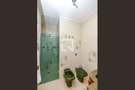 Casa à venda com 309m², 3 quartos e 5 vagas Casa à venda com 309m², 3 quartos e 5 vagasBanheiro da Suíte