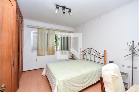 Casa à venda com 309m², 3 quartos e 5 vagas Casa à venda com 309m², 3 quartos e 5 vagasSuíte