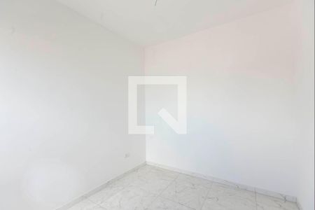 Quarto 2 de apartamento para alugar com 2 quartos, 41m² em Vila Rosaria, São Paulo