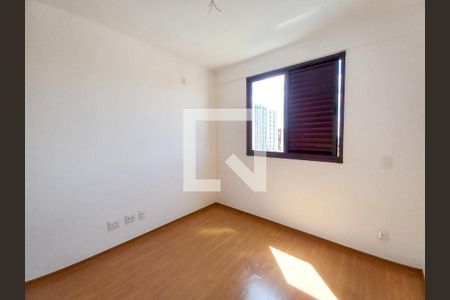 Quarto 1 de apartamento à venda com 3 quartos, 104m² em Sagrada Família, Belo Horizonte
