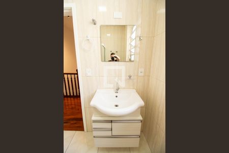 Casa para alugar com 71m², 2 quartos e sem vagaBanheiro 1