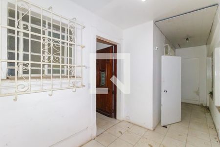 Entrada de casa à venda com 5 quartos, 400m² em Jardim da Gloria, São Paulo