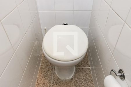 Apartamento à venda com 280m², 4 quartos e 1 vagaBanheiro de serviço