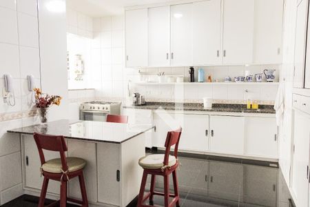 Apartamento à venda com 280m², 4 quartos e 1 vagaCozinha