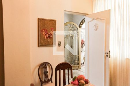 Apartamento à venda com 280m², 4 quartos e 1 vagaAdega