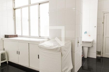 Apartamento à venda com 280m², 4 quartos e 1 vagaÁrea de Serviço