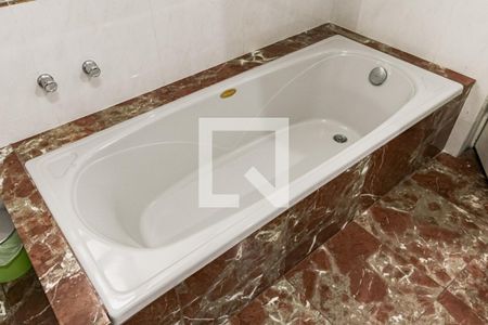 Apartamento à venda com 280m², 4 quartos e 1 vagaBanheiro Social