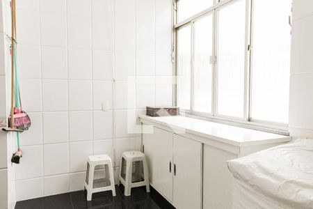 Apartamento à venda com 280m², 4 quartos e 1 vagaÁrea de Serviço