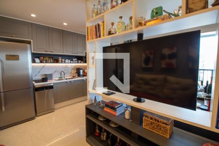 Sala de apartamento à venda com 2 quartos, 65m² em Vila Cordeiro, São Paulo