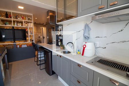 Churrasqueira de apartamento à venda com 2 quartos, 65m² em Vila Cordeiro, São Paulo