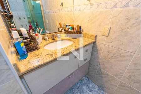 Apartamento à venda com 136m², 3 quartos e 2 vagasBanheiro do Quarto 3