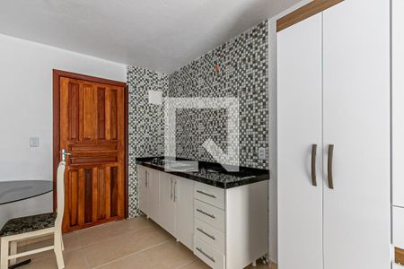 Sala/Cozinha de kitnet/studio para alugar com 1 quarto, 24m² em Jardim Cidade de Florianopolis, São José