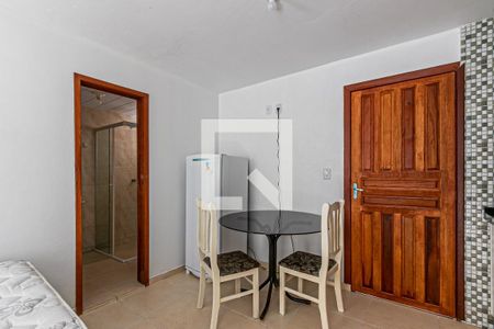 Sala/Cozinha de kitnet/studio para alugar com 1 quarto, 24m² em Jardim Cidade de Florianopolis, São José