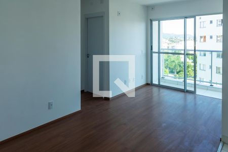 Sala de apartamento para alugar com 2 quartos, 50m² em Pechincha, Rio de Janeiro