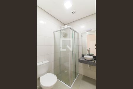 Banheiro de apartamento para alugar com 1 quarto, 30m² em Vila Prudente, São Paulo