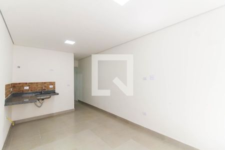 Sala e cozinha de apartamento para alugar com 1 quarto, 30m² em Vila Prudente, São Paulo