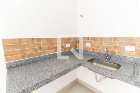 Sala e cozinha de apartamento para alugar com 1 quarto, 30m² em Vila Prudente, São Paulo