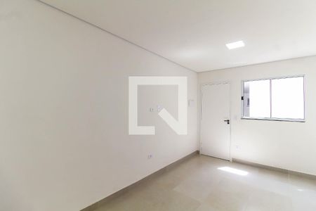 Sala e cozinha de apartamento para alugar com 1 quarto, 30m² em Vila Prudente, São Paulo