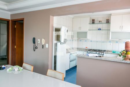 Casa à venda com 400m², 4 quartos e 5 vagas Casa à venda com 400m², 4 quartos e 5 vagasCozinha