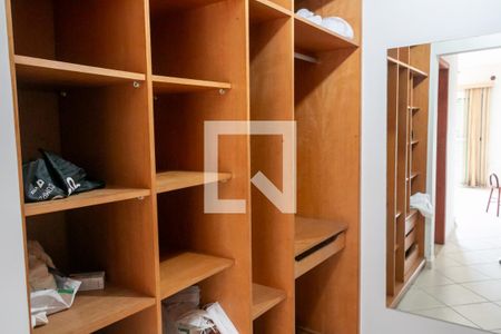 Casa à venda com 400m², 4 quartos e 5 vagas Casa à venda com 400m², 4 quartos e 5 vagasCloset da Suíte