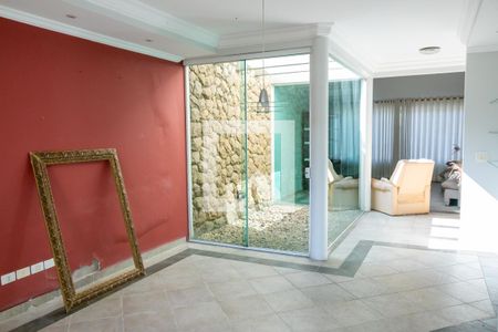 Casa à venda com 400m², 4 quartos e 5 vagas Casa à venda com 400m², 4 quartos e 5 vagasSala de Jantar