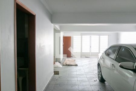 Casa à venda com 400m², 4 quartos e 5 vagas Casa à venda com 400m², 4 quartos e 5 vagasGaragem