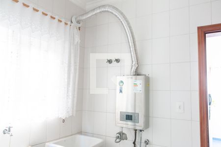 Casa à venda com 400m², 4 quartos e 5 vagas Casa à venda com 400m², 4 quartos e 5 vagasLavanderia