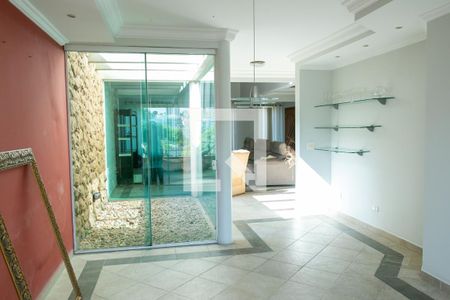 Casa à venda com 400m², 4 quartos e 5 vagas Casa à venda com 400m², 4 quartos e 5 vagasSala de Jantar