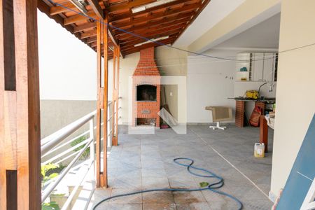 Casa à venda com 400m², 4 quartos e 5 vagas Casa à venda com 400m², 4 quartos e 5 vagasChurrasqueira