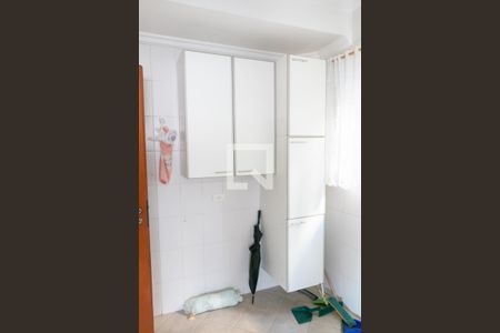 Casa à venda com 400m², 4 quartos e 5 vagas Casa à venda com 400m², 4 quartos e 5 vagasLavanderia