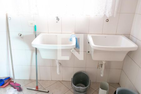 Casa à venda com 400m², 4 quartos e 5 vagas Casa à venda com 400m², 4 quartos e 5 vagasLavanderia