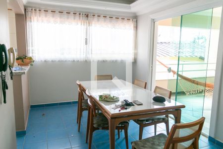 Casa à venda com 400m², 4 quartos e 5 vagas Casa à venda com 400m², 4 quartos e 5 vagasCozinha