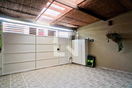 Casa à venda com 131m², 2 quartos e 2 vagasGaragem