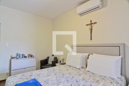 Casa à venda com 131m², 2 quartos e 2 vagasSuíte