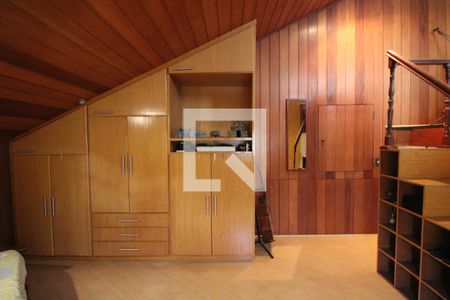 Casa à venda com 360m², 4 quartos e 6 vagasSuíte 1