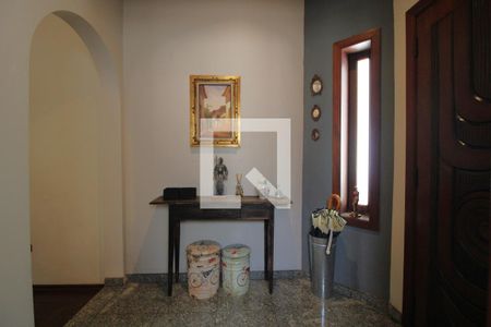 Hall de casa à venda com 4 quartos, 360m² em Jardim Marajoara, São Paulo