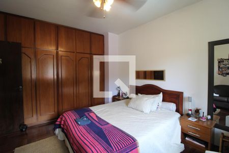 Casa à venda com 360m², 4 quartos e 6 vagasQuarto 2