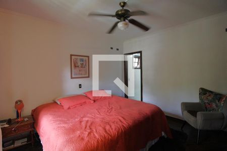 Casa à venda com 360m², 4 quartos e 6 vagasSuíte 2