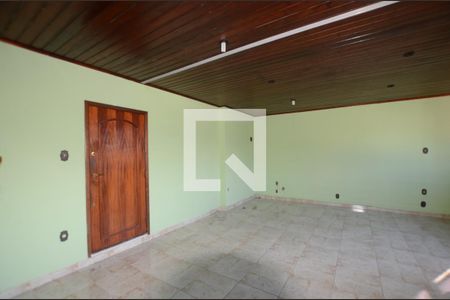 Casa para alugar com 250m², 4 quartos e 5 vagasTerraço