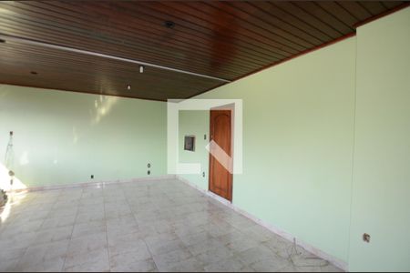 Casa para alugar com 250m², 4 quartos e 5 vagasTerraço