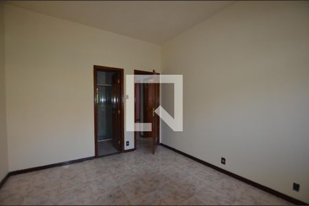 Casa para alugar com 250m², 4 quartos e 5 vagasQuarto 1 Suite