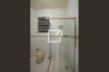 Casa para alugar com 250m², 4 quartos e 5 vagasBanheiro da Suite