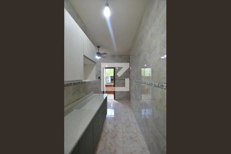 Casa para alugar com 250m², 4 quartos e 5 vagasCozinha