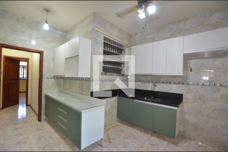 Casa para alugar com 250m², 4 quartos e 5 vagasCozinha