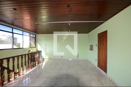 Casa para alugar com 250m², 4 quartos e 5 vagasTerraço