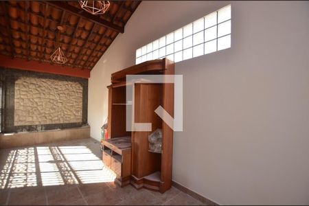Casa para alugar com 250m², 4 quartos e 5 vagasSala 2