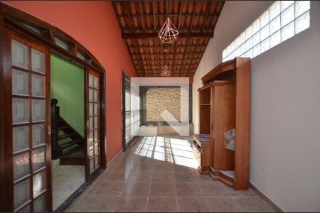 Casa para alugar com 250m², 4 quartos e 5 vagasSala 2
