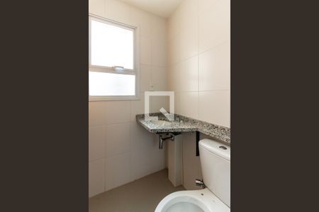 Apartamento à venda com 77m², 3 quartos e sem vagaBanheiro 2