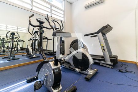 Apartamento à venda com 77m², 3 quartos e sem vagaÁrea Comum - Academia